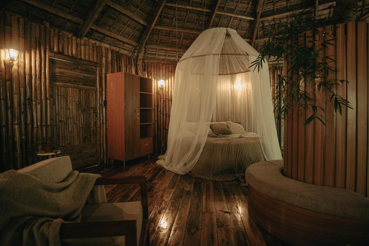 Вилла Treehouse De Valentine Balamban Экстерьер фото